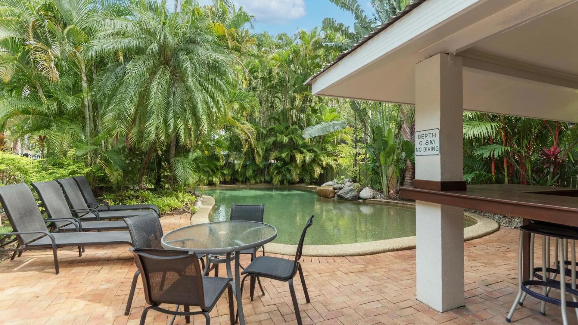 Apartment 1 Bedroom @ Palm Villas #22 Port Douglas